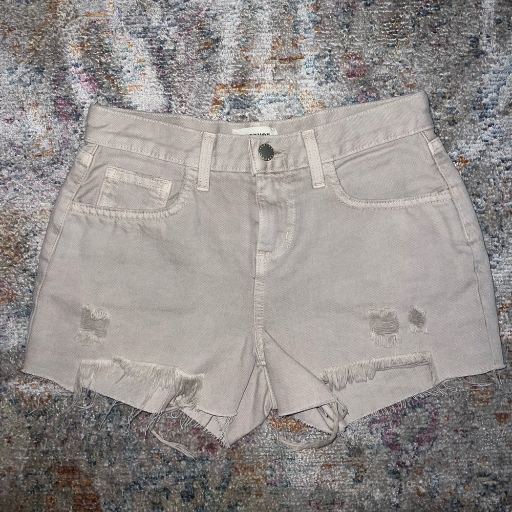 Off white shorts - Picture 2 of 4
